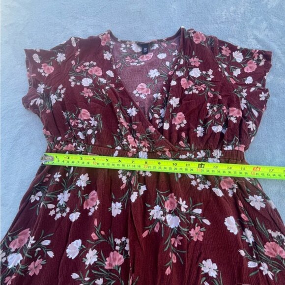 Torrid Babydoll Gauze Surplice Tunic Top - Picture 9 of 13